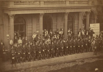 [Retrato de grupo de oficiales]