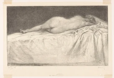 Mujer desnuda tumbada en una cama