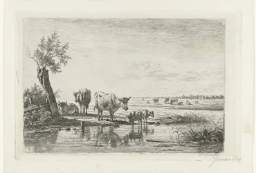Paisaje de pasto con vacas cerca del agua.