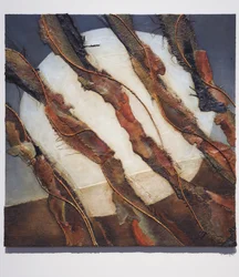 Los pastores, 2007 (panel, arpillera, cuerda, cuero, papel, pigmento)
