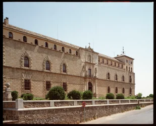 Vista del Hospital de Tavera, Toledo, España, siglo XVI