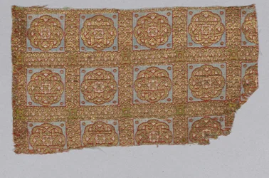 Fragmento textil de la dalmática de San Valerio