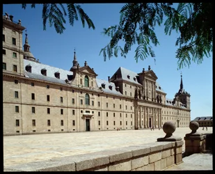 Vista del monasterio y Real Sitio