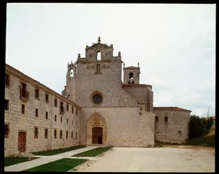 Vista del Monasterio de San Pedro de Cardeña donde reposan los restos de El Cid y Doña Jimena