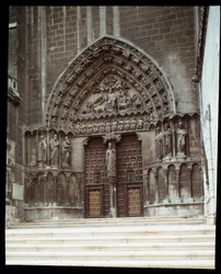 Vista del Portal Sacramental (Sarmental) de la Catedral Santa María en Burgos