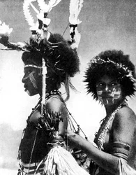 Guerreros pintados, Papúa, Nueva Guinea, 1936