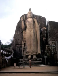El gran Buda de Avukana. Sri Lanka. Siglo V.
