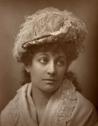 Lucy Buckstone, actriz británica
