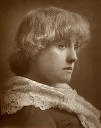 Mary Eastlake, actriz británica, 1883