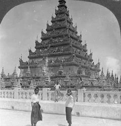 Pagoda Arakan, Mandalay, Birmania