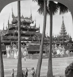 Templo de los Reyes Paganos cerca de la Pagoda Aindow Yak, Mandalay, Birmania, 1908