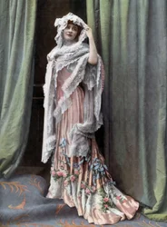La comediante francesa Marcelle Lender foto de Reutlinger del periódico francés "Le Theatre" 1 de agosto
