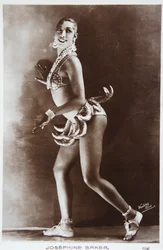Arte. Entretenimiento. Josephine Baker en el Folies Bergeres, París. Fotografía de Walery, Francia, c.1925-30 (foto)