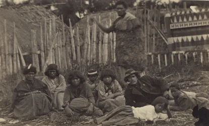 En Pawhakiro Pa, Hawkes Bay, Nueva Zelanda, c.1865