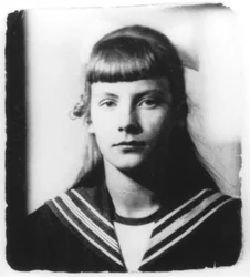 Greta Garbo de adolescente (foto b/n)