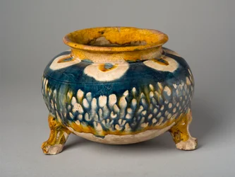 Cuenco con tres patas, provincia de Henan