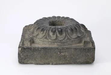 Pedestal de loto budista