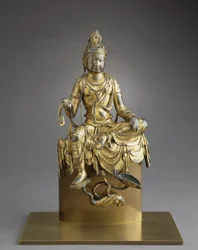 Bodhisattva sentado Avalokitesvara, siglo VIII (bronce dorado)