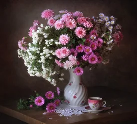 Flores de otoño y té