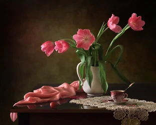 Elegantes tulipanes rosas