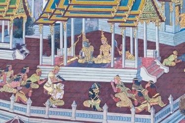 Mural con escenas del Ramayana en Wat Phra Kaeo, Gran Palacio Real, Bangkok, Tailandia