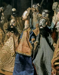 ARTE TAILANDÉS: Marionetas de los personajes del Ramayana. Estilo Bangkok.