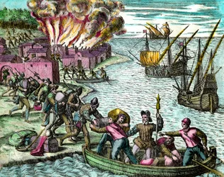 Los franceses saquean y queman la ciudad de Chioreran. Grabado de “Historia de América” de Theodore de Bry, siglo XVI. Colección privada