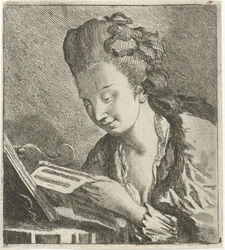 Mujer joven leyendo partituras