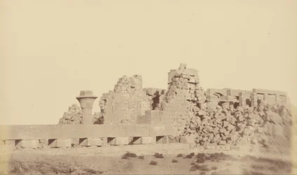 Paseo cubierto de Tothmes III, Karnak