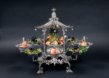 Epergne de chinoiserie