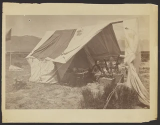 [Sr. J. Terrey Gardner como U.S. Grant, Paralelo 40, Ruby Valley, Nevada]