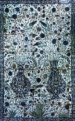Panel decorativo con dos jarrones y flores (faience)