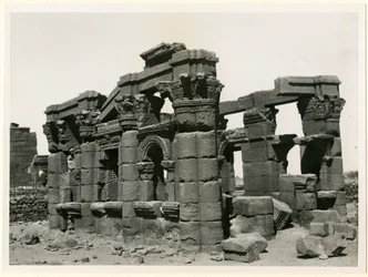 Quiosco romano, Naqa, Sudán, fotografía de Ugo Monneret de Villard