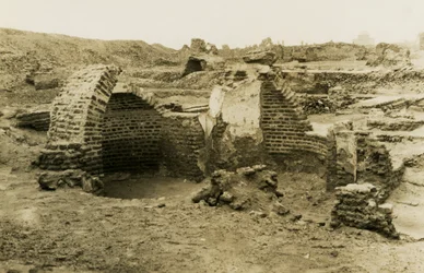 Edificio trilobulado, al-Fustat, Egipto, fotografía de Ugo Monneret de Villard