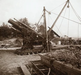 Mortero 220, Genicourt, norte de Francia