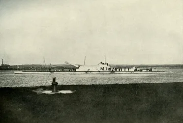 Un super-submarino británico, c1914-1918, 1919