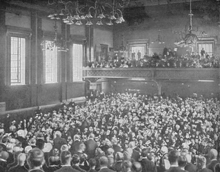 Una reunión de mayo, Exeter Hall, Londres, c1903