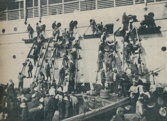 Un método novedoso de abastecimiento de carbón en el puerto de Yokohama, 1936