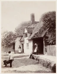 Una calle de pueblo