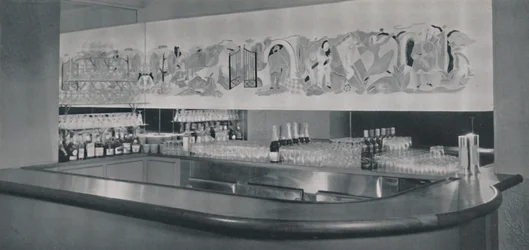 Un mural de bar de cócteles en linóleo tallado y esmaltado en el Berkeley Hotel, Montreal, 1942