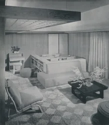 Una sala de estar y comedor combinados, 1942