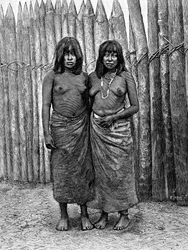 Un par de mujeres indias del Gran Chaco, América del Sur, 1895