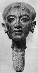 Una hija del Rey Ikhnaton, 1936