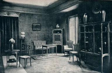 Un salón por E. Colonna, 1900