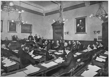 Reunión del Consejo del Municipio de Hammersmith, c1903 1903