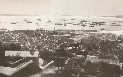 Vista de los nuevos muelles en el momento de la construcción, 1914
