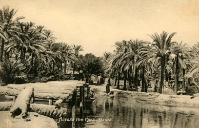 A través del Kora, Basora, c1918-c1939