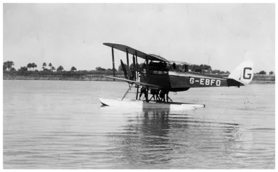 Alan Cobhams De Havilland DH50 aterrizando en el Tigris, Irak, 1926