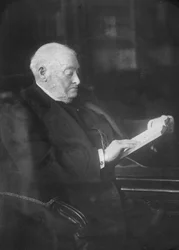 Concejal Everitt Wells, principios del siglo XX