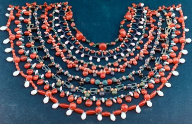 Collar egipcio antiguo, siglo I a.C.